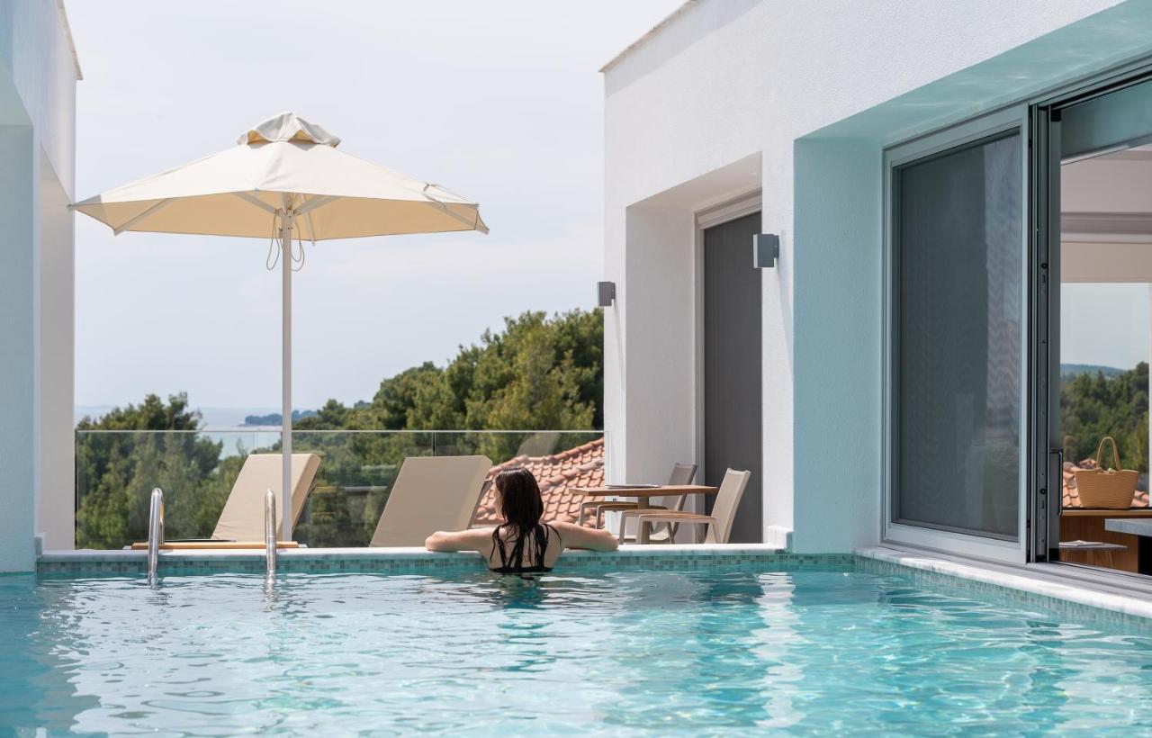 Nikiti Botanic Pool Suites Exterior photo